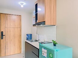 Cozy Living Studio at Gateway Park LRT City Bekasi Apartment
