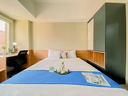 Cozy Living Studio at Gateway Park LRT City Bekasi Apartment