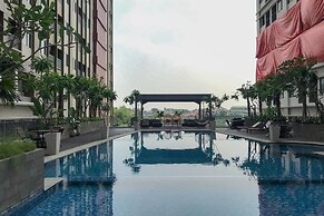 Cozy Living Studio at Gateway Park LRT City Bekasi Apartment