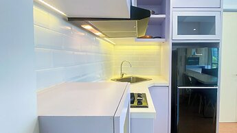 Good Place and Comfy 1BR at M-Town Residence Apartment