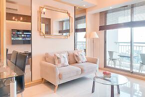 Chic 2BR at M-Town Signature Apartment