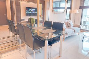 Chic 2BR at M-Town Signature Apartment