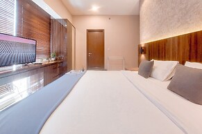 Chic 2BR at M-Town Signature Apartment