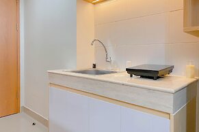 Cozy Living Studio at Evenciio Margonda Apartment