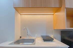 Cozy Living Studio at Evenciio Margonda Apartment