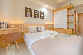 Cozy Living Studio at Evenciio Margonda Apartment