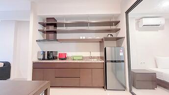 Exclusive 2BR Apartment (No Kitchen) with Balcony at Skales Residence 