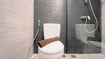 Exclusive 2BR Apartment (No Kitchen) with Balcony at Skales Residence 