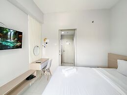 Minimalistic and Cozy Studio Amartha View Apartment