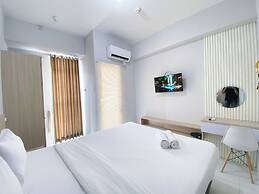 Minimalistic and Cozy Studio Amartha View Apartment