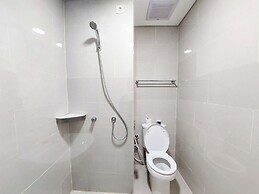 Good Deal and Homey Studio Podomoro City Deli Medan Apartment