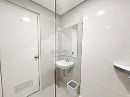Good Deal and Homey Studio Podomoro City Deli Medan Apartment