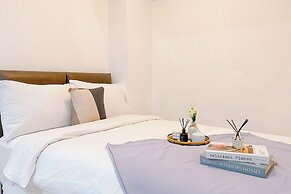 Minimalist and Cozy 1BR Green Bay Pluit Apartment