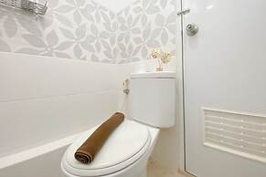 Minimalist and Cozy 1BR Green Bay Pluit Apartment