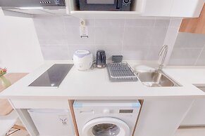 Modern and Elegant Studio at Apartment Tamansari Bintaro Mansion