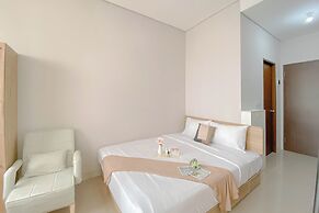 Cozy Studio Living Transpark Juanda Bekasi Timur Apartment