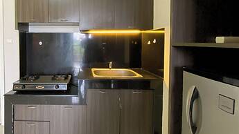 Modern Look 1BR Apartment at Silkwood Residence