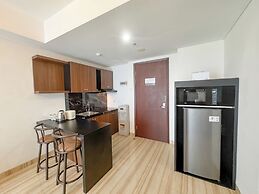 Best Value and Comfortable Living 2BR at Grand Sungkono Lagoon Apartme