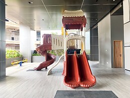 Chic 1BR Apartment at Menara Jakarta Kemayoran