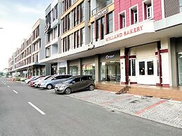 Spacious and Restful 1BR at Vasanta Innopark Apartment