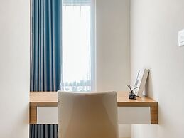 Spacious and Restful 1BR at Vasanta Innopark Apartment