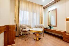 Heavens Garden Emire