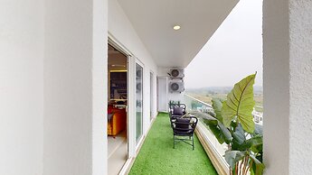 Priya Living Flower Valley