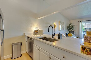 1 Mi to Dtwn: Condo w/ Pool Access in Castle Rock