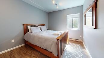 Mt Green 1-F05 Brought to you by GetAway Vacations