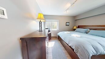 Mt Green 1-F05 Brought to you by GetAway Vacations