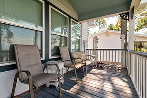 Happy Lee Ever After - 1424 Cadillac Avenue 2 Bedroom Home