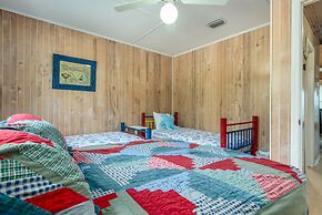 Happy Lee Ever After - 1424 Cadillac Avenue 2 Bedroom Home