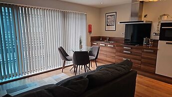 2nd Floor City Apartment