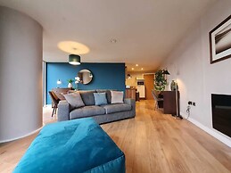 Sheffield 6th Floor City View Apartment