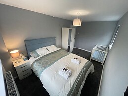 Summerville Manor Luxury Residency With Drive