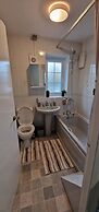 Summerville Manor Luxury Residency With Drive