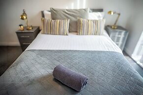 Sheffield 11th Floor City View Apartment