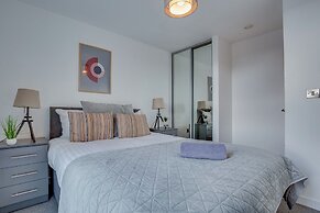 Sheffield 11th Floor City View Apartment