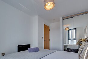 Sheffield 11th Floor City View Apartment