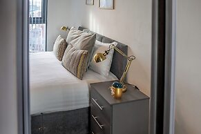 Sheffield 11th Floor City View Apartment