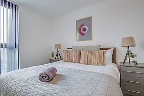 Sheffield 11th Floor City View Apartment