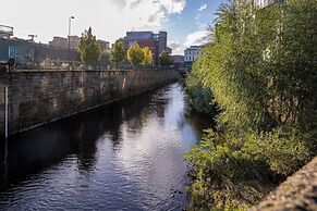 Sheffield 11th Floor City View Apartment