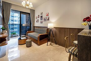 The MarQ - Enchanted Hideaway