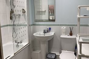 Charming London Apartment With Great Views