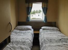 Lynch Lane Lodge - Relax in Weymouth