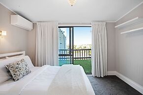 Parnell Vista 2BR Apartment with Seaview