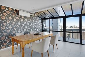Parnell Vista 2BR Apartment with Seaview