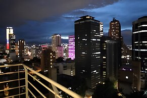 Hermoso Loft con balcón  1028