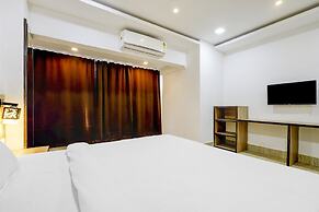 Paradox Plaza Hotel Near Delhi Airport