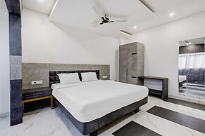 Paradox Plaza Hotel Near Delhi Airport